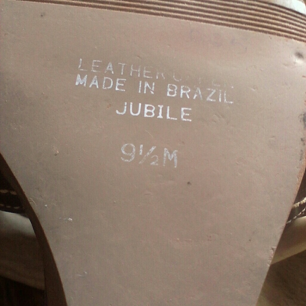 Gorgeous Leather Brown Wedge Sz White Mountain - image 5